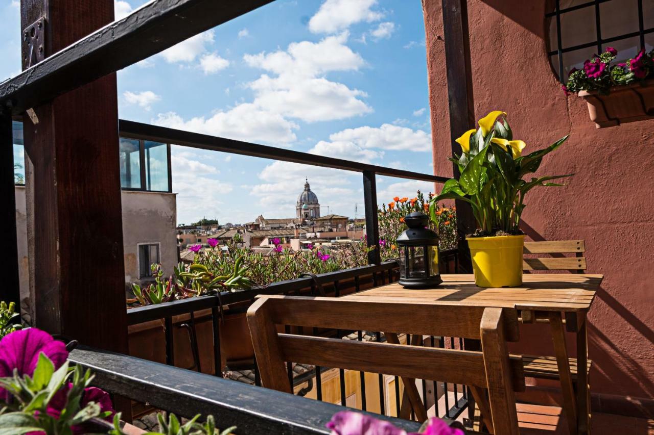 Erida Spanish Steps * Rom